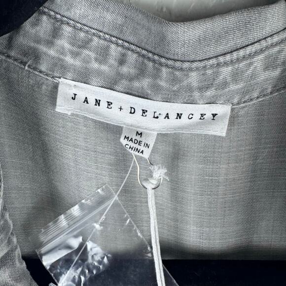 NWT Jane + Delancey Short Sleeve Button Up Gray Shirt Womens Sz M - Picture 4 of 6